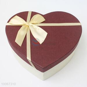 China Factory Heart Shaped Gift Box with Bowknot for Decoration