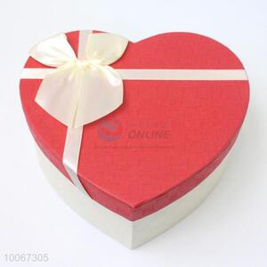 High Quality Heart Shaped Gift Box with Beige Bowknot for Decoration