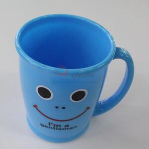 Smile cartoon lovely plastic cup