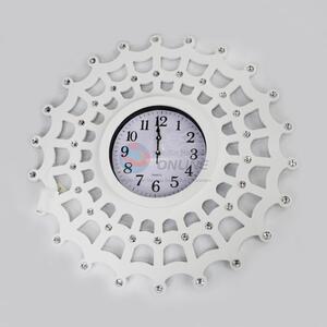 Fashion Style Flower Shaped White Wooden Wall Clock