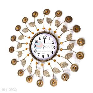 Cheap Price Round Crystal Iron Wall Clock for Home Decoration