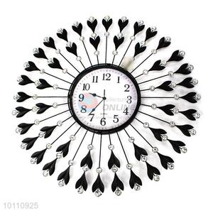 New Arrival Round Crystal Iron Wall Clock for Home Decoration