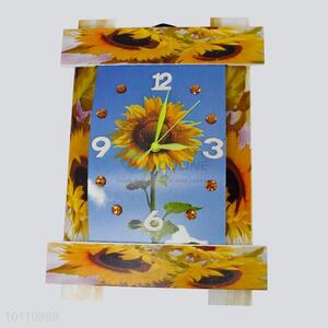 Wholesale Cheap Antique Wooden Wall Decorative Clock with Sunflowers Pattern