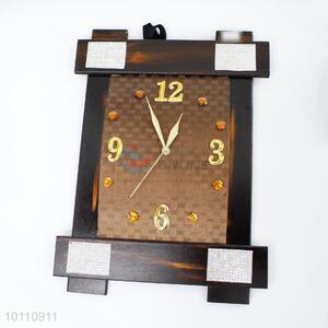 Latest Arrival Eco-friendly Rectangle Shaped Wooden Wall Clock