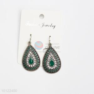 Drop shaped dangle earrings/crystal earrings