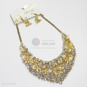 Delicate gold plating clear stoned alloy necklace&butterfly shaped earrings set