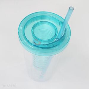 China Factory Plastic Water Cup with Straw