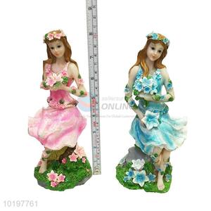 China Factory Polyresin Decoration Sculpture in Girls Shape