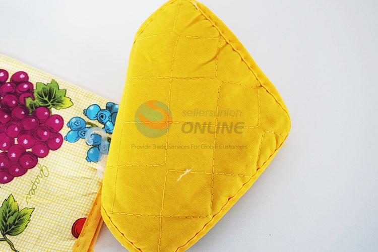 Microwave oven gloves + thermal pad