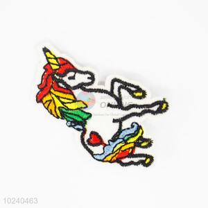 Cheap unicorn shape shape embroidery badge brooch