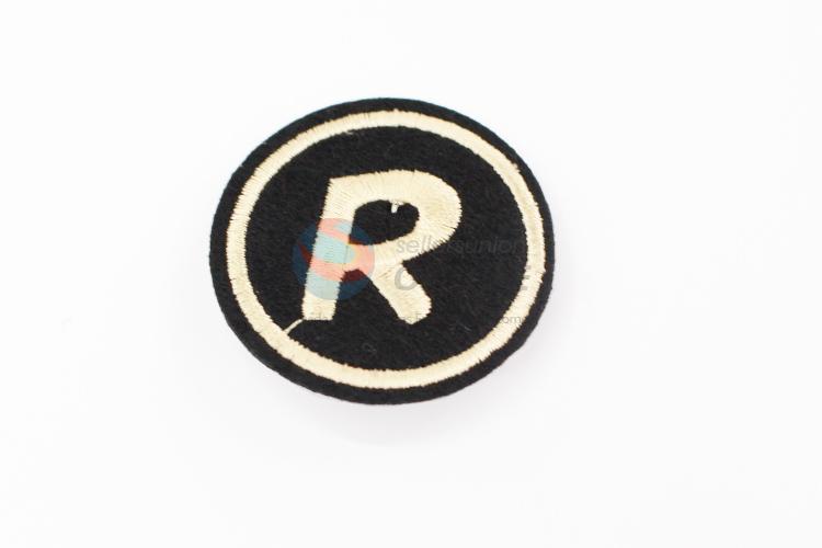 High quality letter R embroidery badge brooch