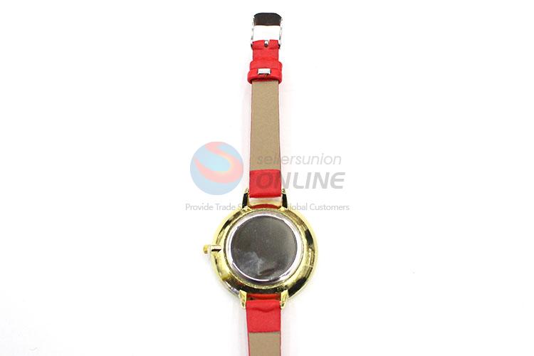 Popular Red Wrist Watch with Leathern Watchband for Sale