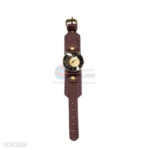 Factory High Quality Wrist Watch with Leathern Watchband for Sale