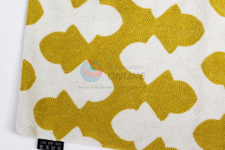 China factory price best fashion yellow&white pillow