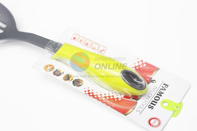 Hot Selling Skimmer Spoon Plastic With Rubber Handle