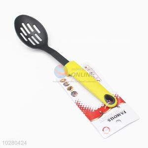 Black Cheap Skimmer Spoon Plastic with Rubber Handle