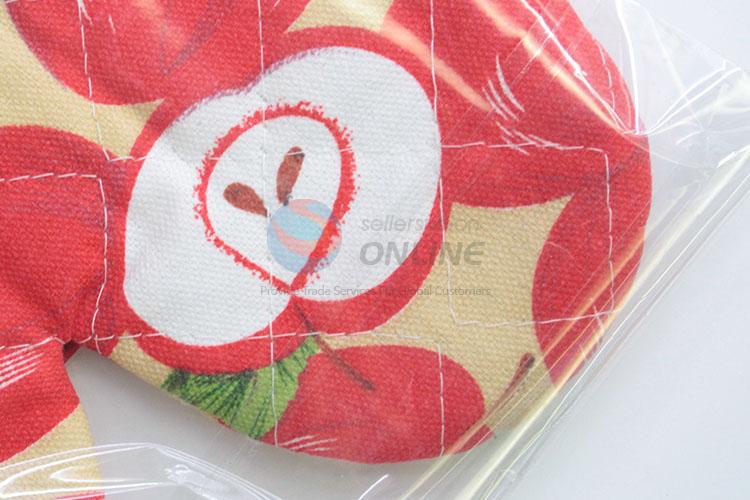 2 Pcs/Set Red Apple Pattern Gloves Microwave Oven Mitt Pot Pad Set