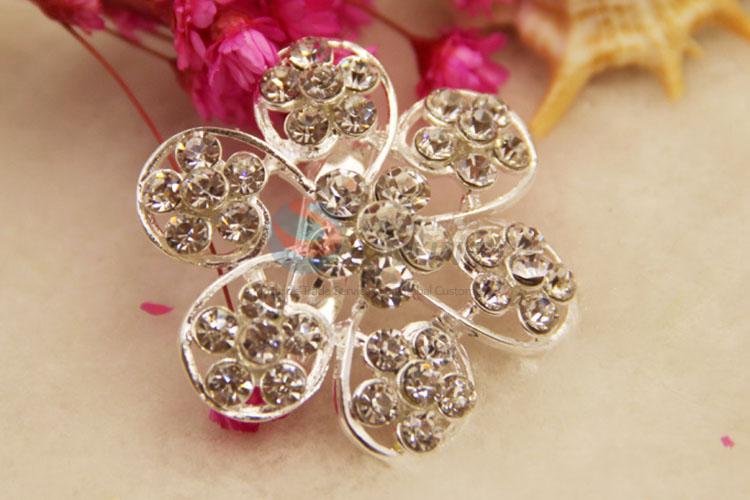 Latest Design Crystal Breastpin for Dress Decoration