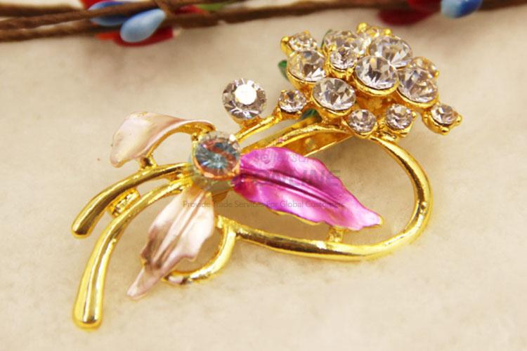 Fashion Style Crystal Breastpin for Dress Decoration