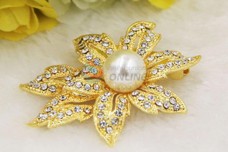 Cheap Price Ladies Ornament Pin Brooch Breastpin