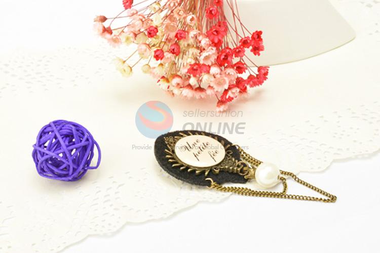 Cheap promotional best selling pearl brooch