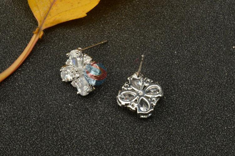 Factory sales cheapest four-leaf flower earrings