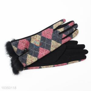 Fancy design hot selling women winter warm plaid gloves