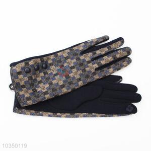 Wholesale promotional custom women winter warm plaid gloves