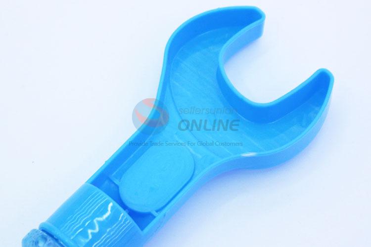 Low price high quality hardware tool shape bubble water