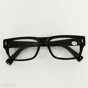 Black reading glasses for old people