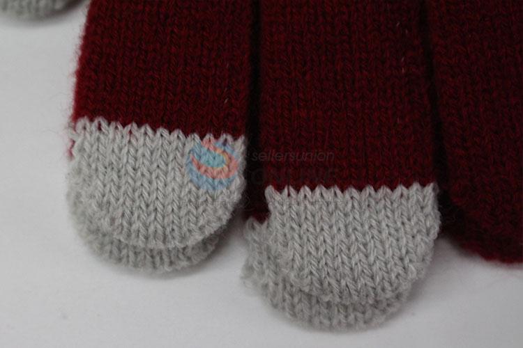 Lovely design knitted gloves