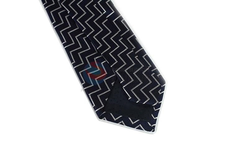 Popular low price printed necktie for gentlemen