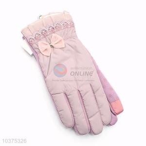 Beautiful women winter warm gloves outdoor gloves