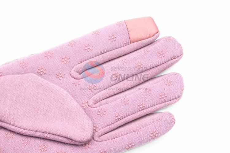 Beautiful women winter warm gloves outdoor gloves