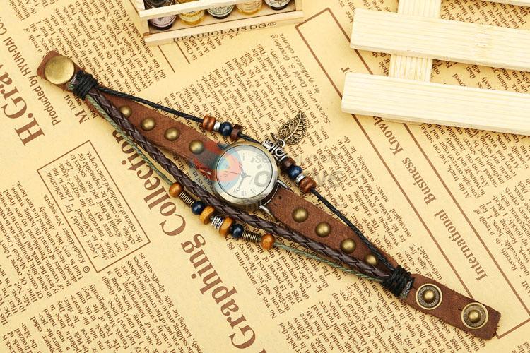 Creative Design Retro Style Leather Bracelet Fashion Wristwatch