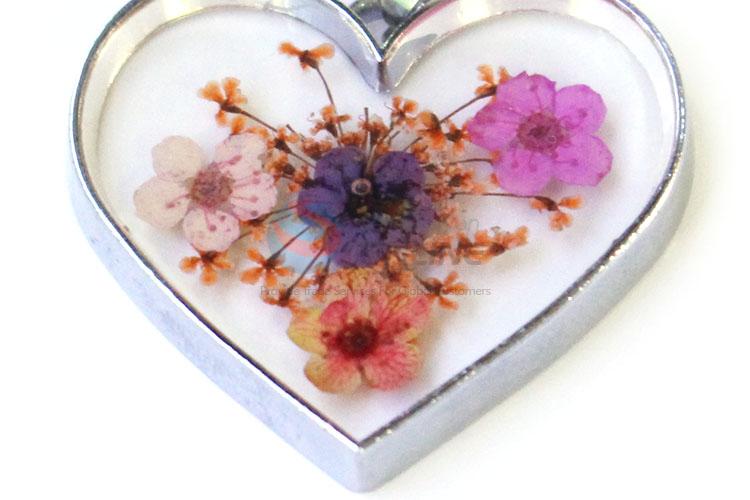 Creative Design Heart Shape Pendant Real Flower Pendant