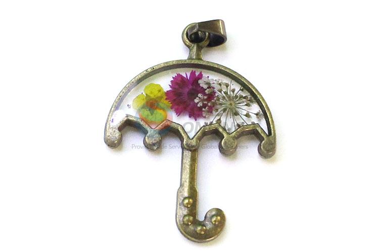 Best Price Umbrella Shape Real Flower Pendant With Chain