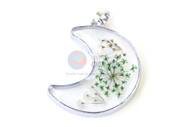 Wholesale Moon Shape Real Flower Pendant With Gold Chain