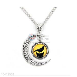 Super Quality Moon Shape Sweater Chain Necklace For Promotional