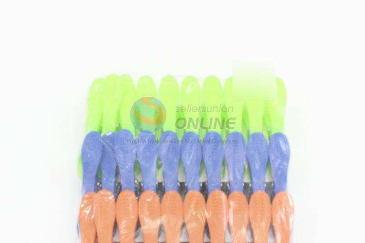 Creative Design Fan Shaped Plastic Hangers Racks Clothespins