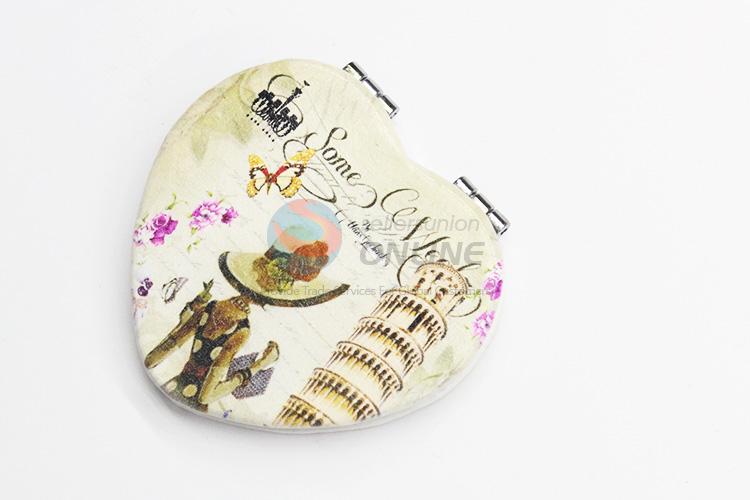 Fashionable Heart-Shaped Folding Makeup Mirror for Sale
