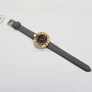 Very Popular PU Woman Fashion Watch