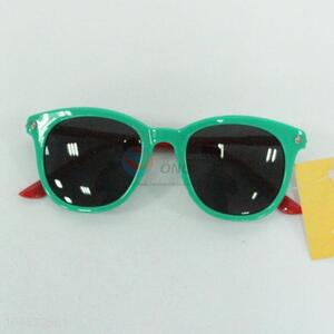 Factory Hot Sell Plastic Sun Glasses for Sale