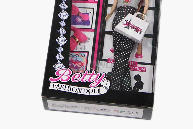 Wholesale cheap fashion doll toy doll playset