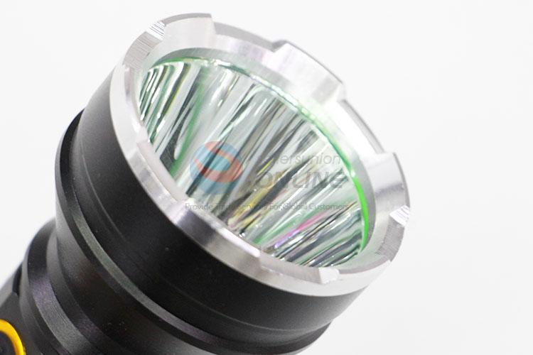 Factory Supply Powerful LED Flashlight with XPE Lamp Bulb