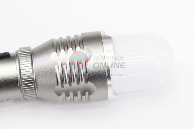 New Customized Aluminum Alloy Flashlight Set with T6 Lamp Bulb and 18650 Battery
