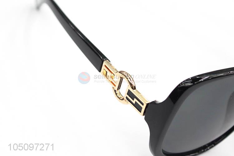 China factory wholesale fashion UV400 sunglasses for women