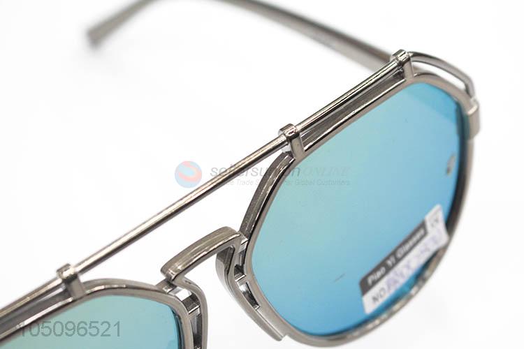Low price fashion polarized unisex glasses