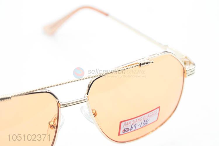 China Wholesale Summer Luxury Travel Sunglasses