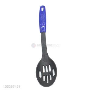 Made In China Wholesale Utility Nylon Leakage Ladle